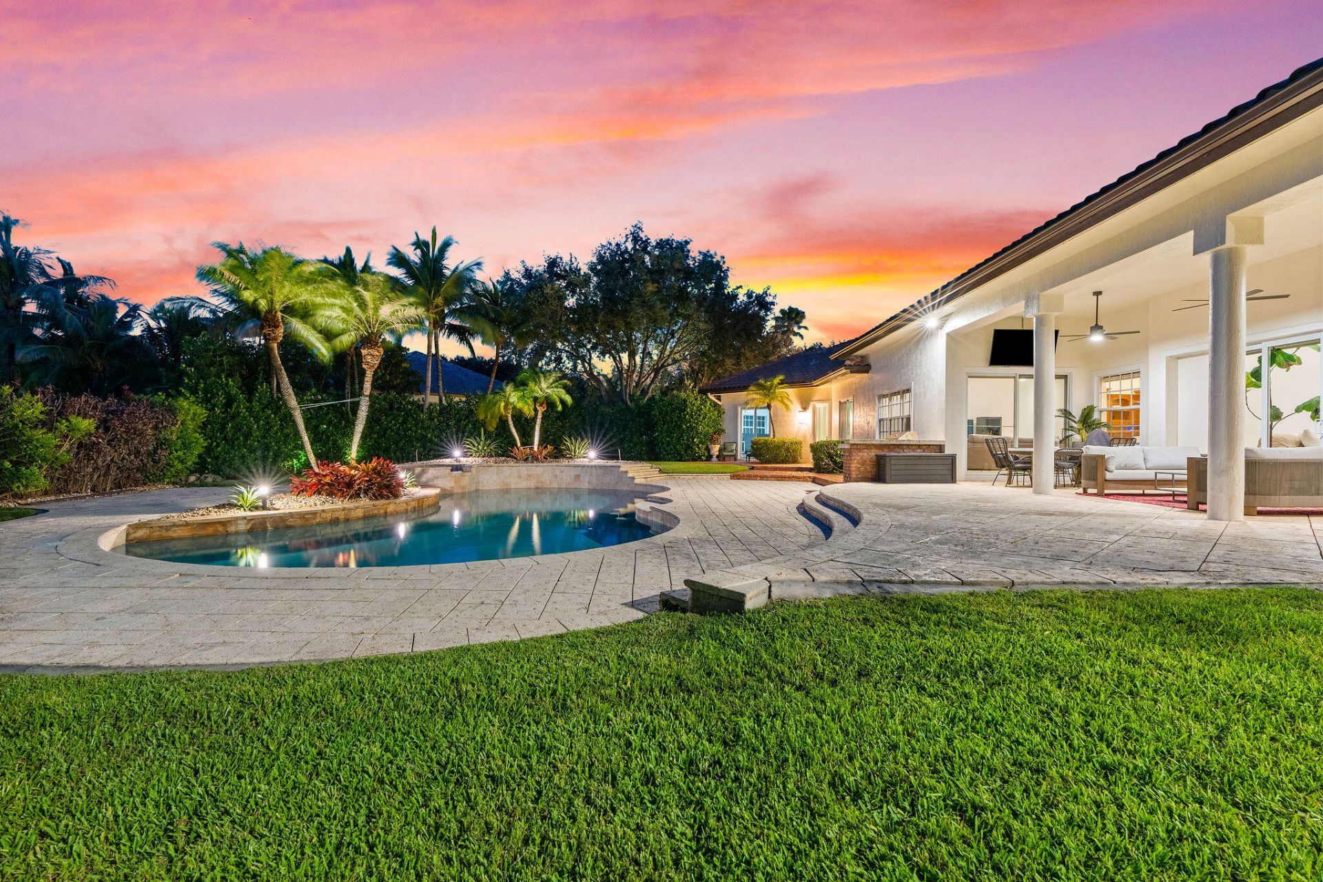 4051 E Ridgeview Drive, Davie, FL 33330 Photo