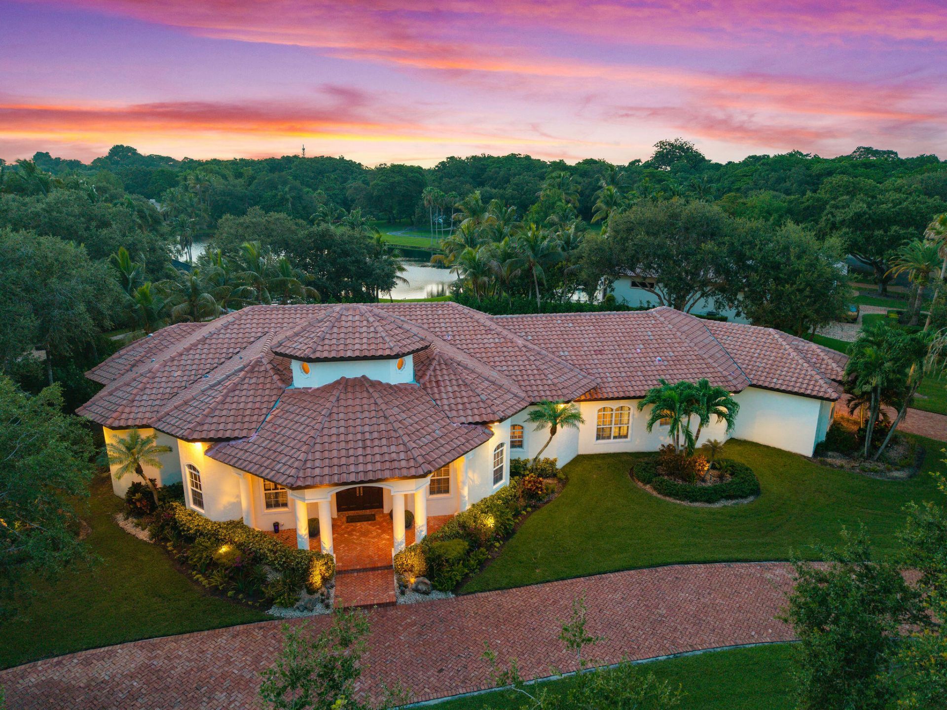 4051 E Ridgeview Drive, Davie, FL 33330 Photo