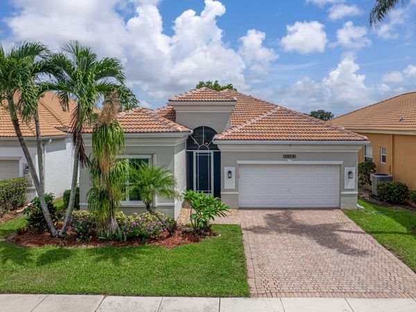 7272 Demedici Circle, Delray Beach, FL 33446