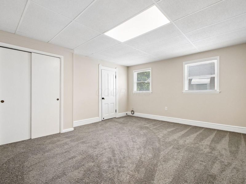 458 E Main Street , Newark, OH 43055 Photo 19
