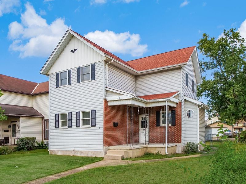 458 E Main Street , Newark, OH 43055 Photo 3