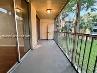 3121 NW 47th Ter , Unit 212, Lauderdale Lakes, FL 33319 Photo