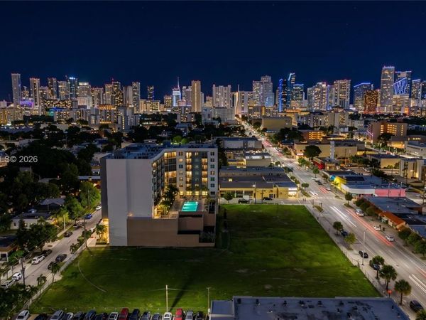 1110 NW 1st St , Unit 607, Miami, FL 33128