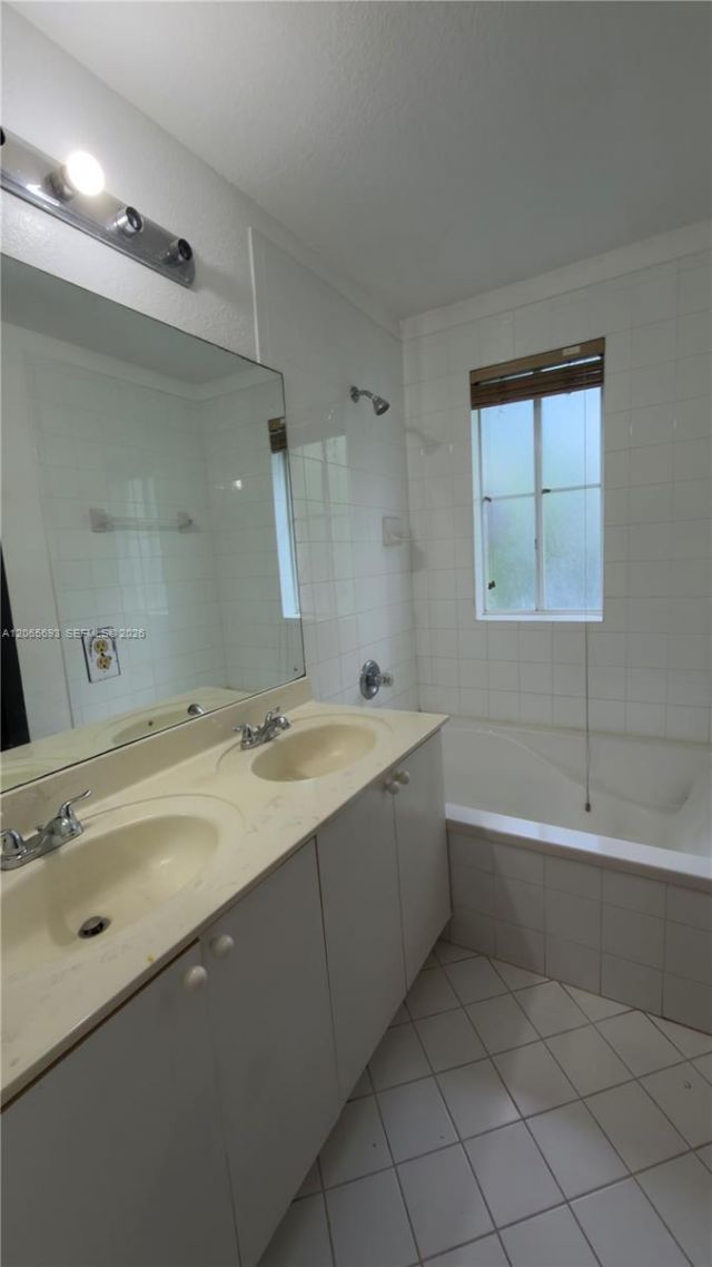 8986 W Flagler St, Unit 6, Miami, FL 33174 Photo