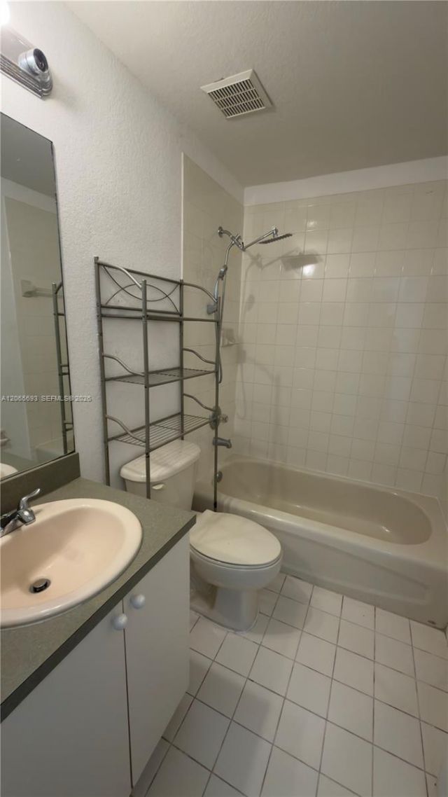 8986 W Flagler St, Unit 6, Miami, FL 33174 Photo