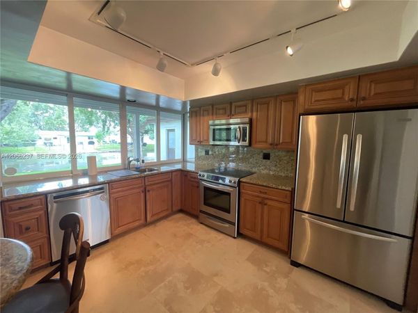 9301 SW 54th St , Cooper City, FL 33328