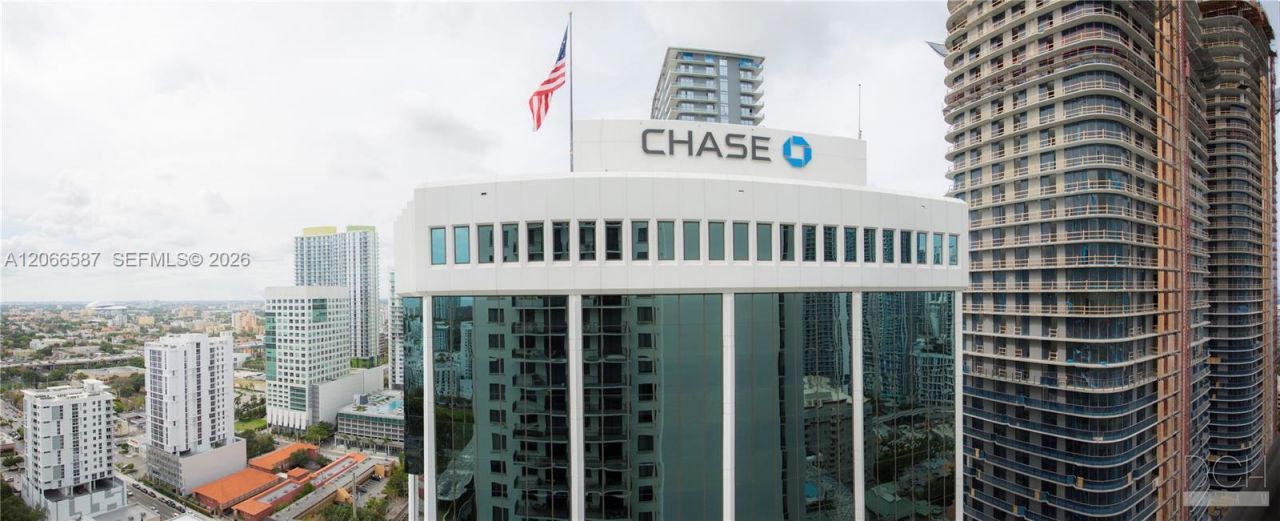 999 SW 1st Ave, Unit 2915, Miami, FL 33130 Photo
