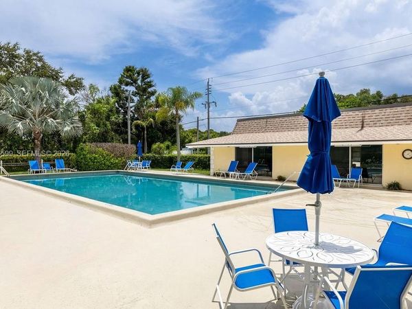 1166 6th Ave , Unit B3, Vero Beach, FL 32960