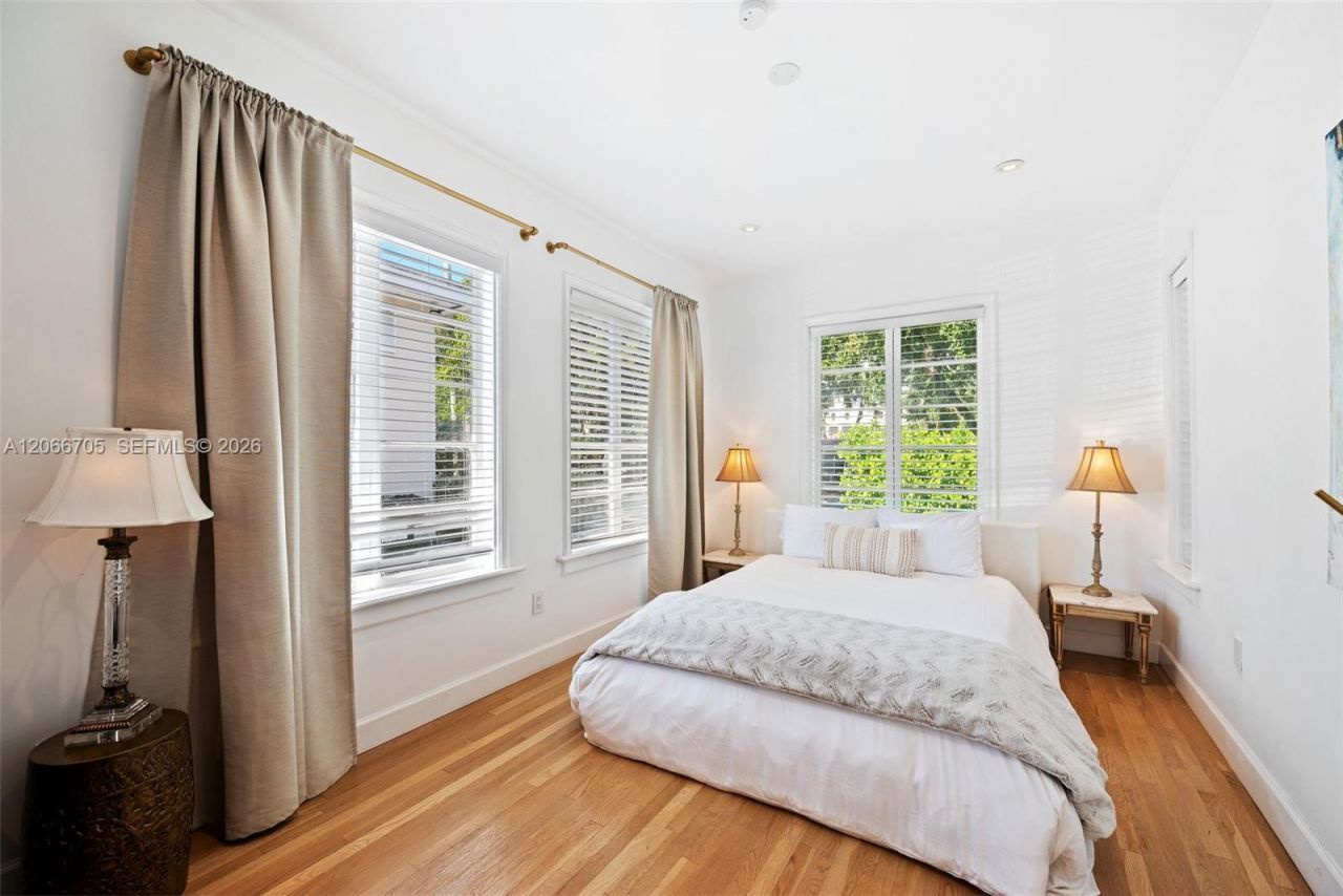 36 Phoenetia Ave , Coral Gables, FL 33134 Photo