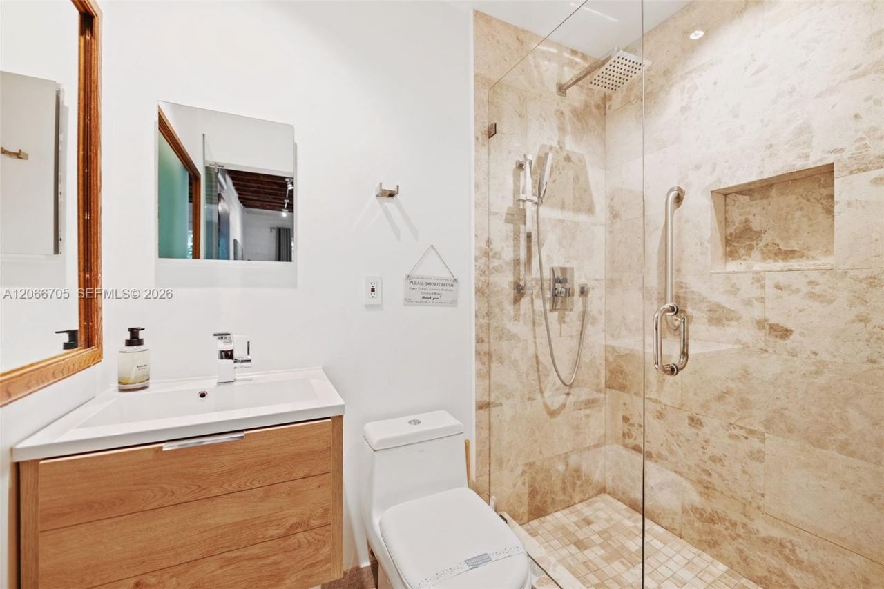 36 Phoenetia Ave , Coral Gables, FL 33134 Photo