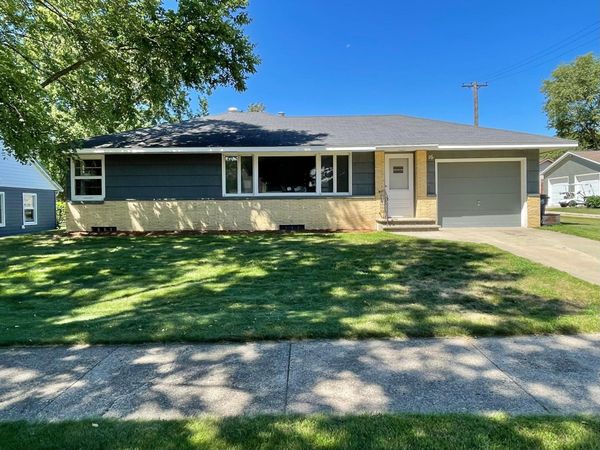 16 S Paffrath Avenue, Springfield, MN 56087