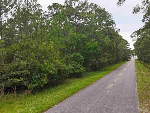 9333 Alekai Dr, Pensacola, FL 32526