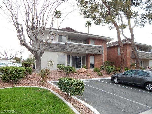 769 Oakmont Avenue, Unit 403, Las Vegas, NV 89109
