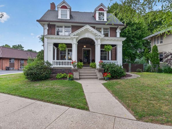 1504 Greenwood Avenue, Jackson, MI 49203