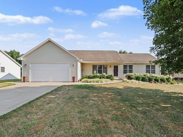 8363 Silverado Lane, Richland, MI 49083