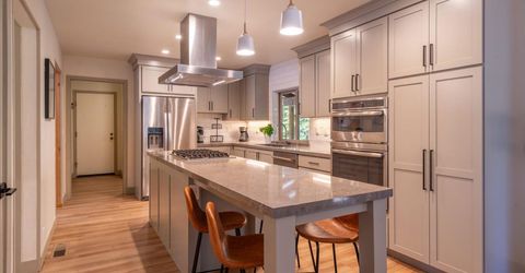 13666 Pathway Avenue , Truckee, CA 96161 Photo