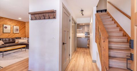 13666 Pathway Avenue , Truckee, CA 96161 Photo