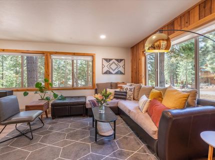 13666 Pathway Avenue , Truckee, CA 96161 Photo