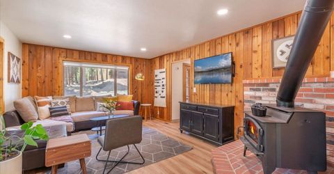 13666 Pathway Avenue , Truckee, CA 96161 Photo