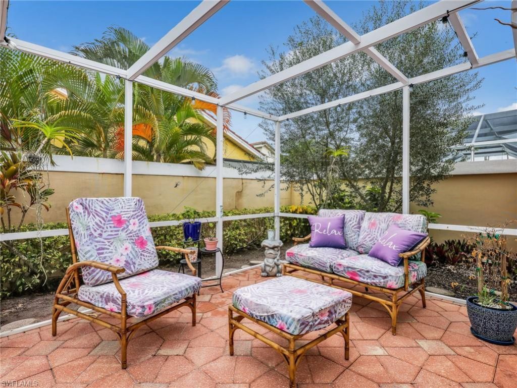 1256 Naples Lake Dr , Naples, FL 34104 Photo