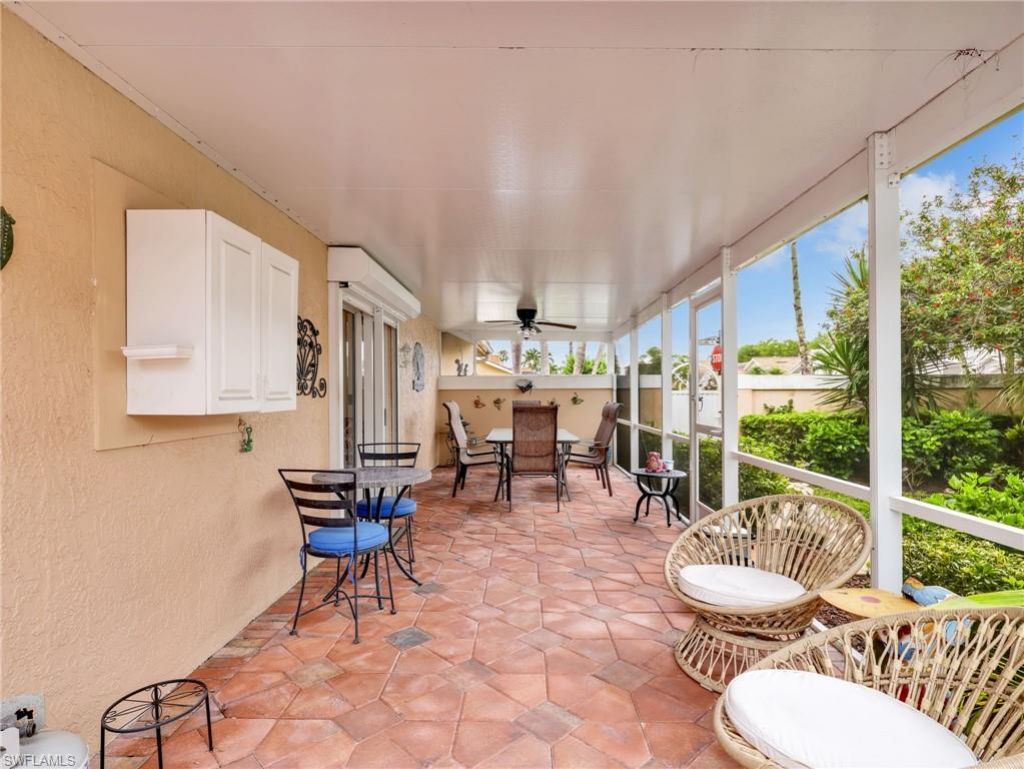 1256 Naples Lake Dr , Naples, FL 34104 Photo