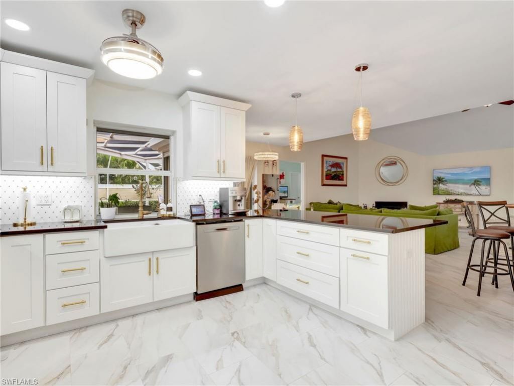 1256 Naples Lake Dr , Naples, FL 34104 Photo