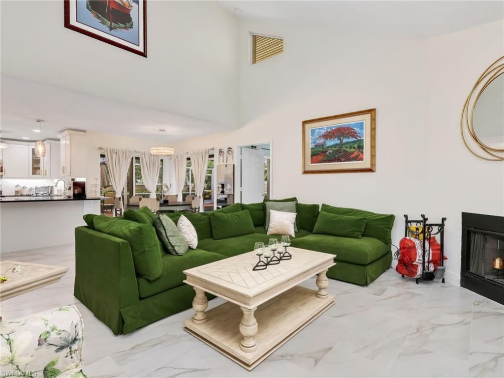 1256 Naples Lake Dr , Naples, FL 34104 Photo