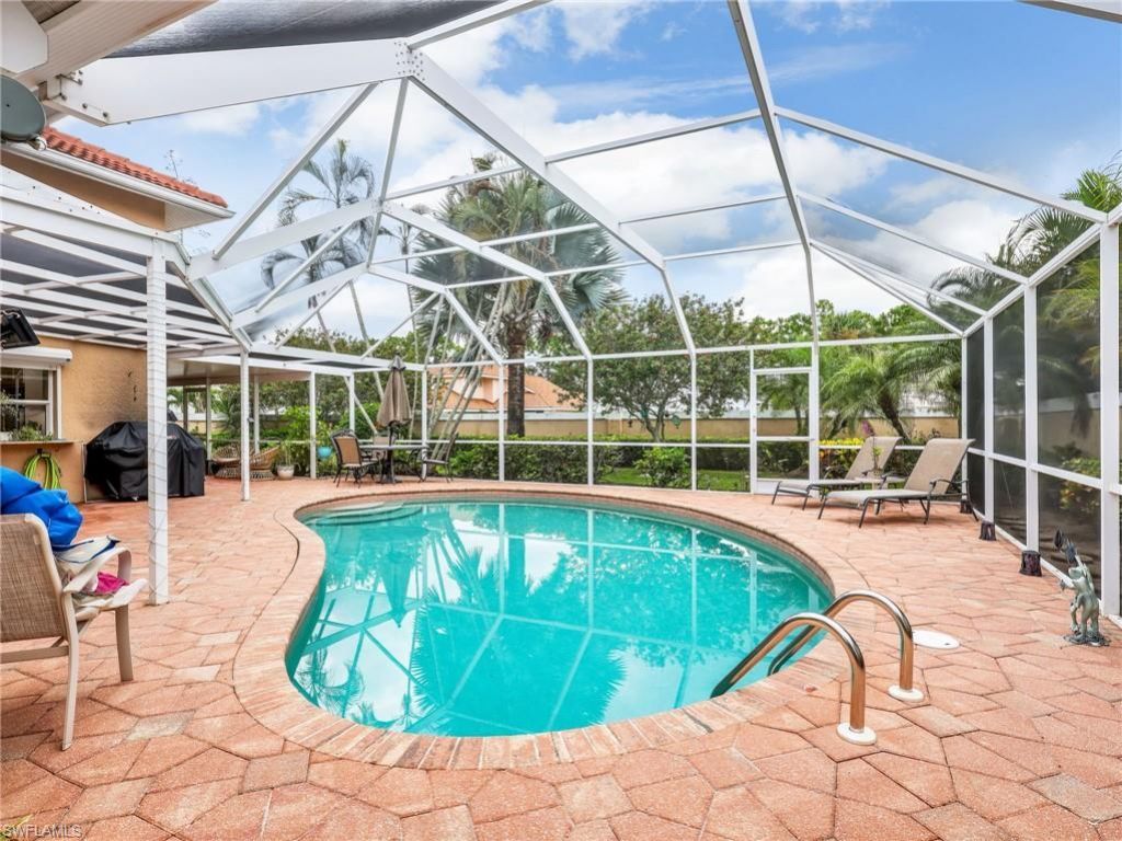 1256 Naples Lake Dr , Naples, FL 34104 Photo