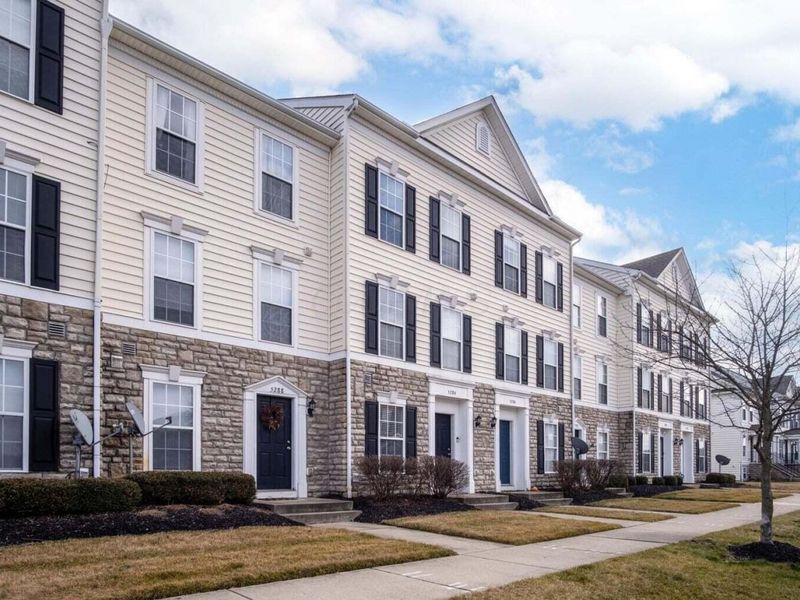 5286 Royal Arch Casca Drive , Unit 26, Dublin, OH 43016 Photo 2
