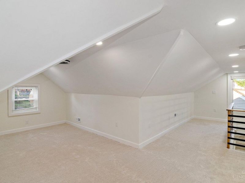 415 Pershing Avenue, Lockland, OH 45215 Photo 21