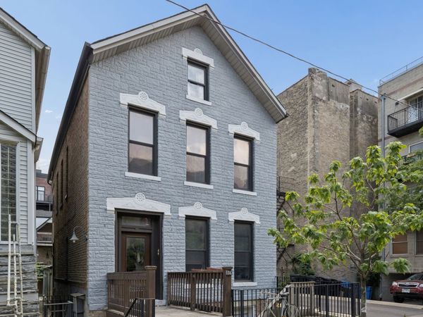 1363 W Walton Street , Unit 2F, Chicago, IL 60642