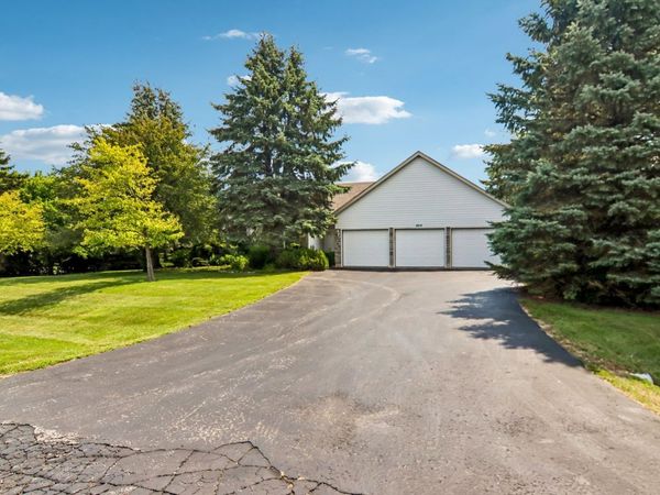 4619 Cornerstone Drive , Winthrop Harbor, IL 60096
