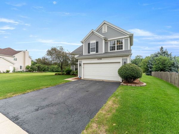 1256 Pennsbury Lane , Aurora, IL 60502