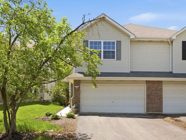 530 N Frieh Drive , Romeoville, IL 60446