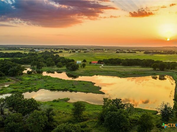 8606 Star Hollow Rd, Lipan, TX 76462