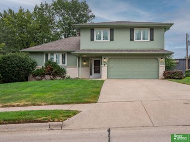 1602 Lawrence Lane, Bellevue, NE 68005