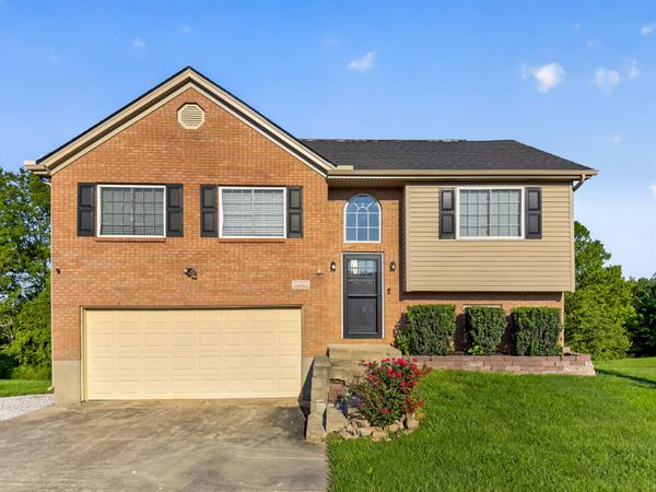165 Ambassador Drive, Dry Ridge, KY 41035
