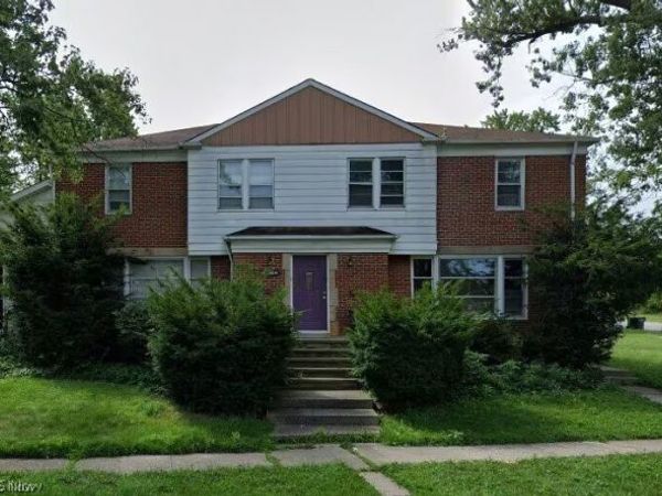 2079 S Green Road , South Euclid, OH 44121