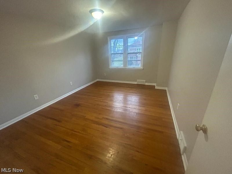 2079 S Green Road, South Euclid, OH 44121 Photo 5