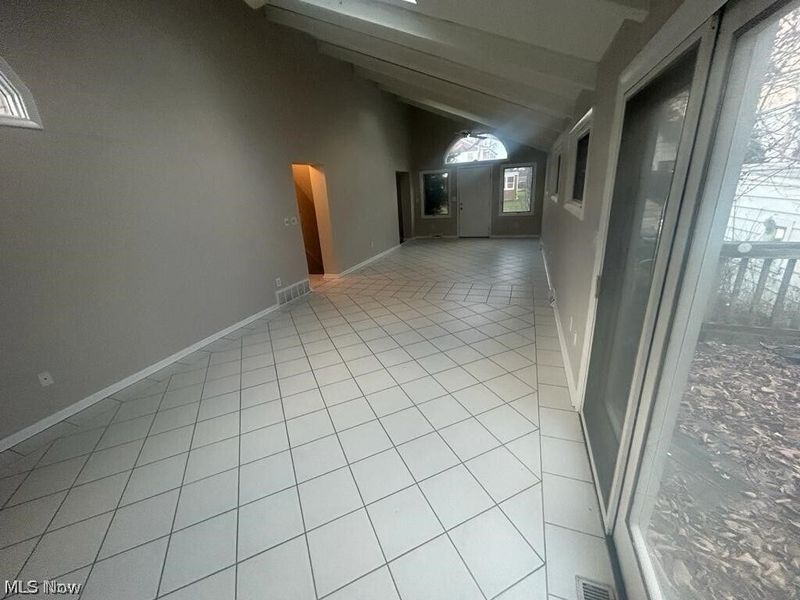 2079 S Green Road, South Euclid, OH 44121 Photo 8