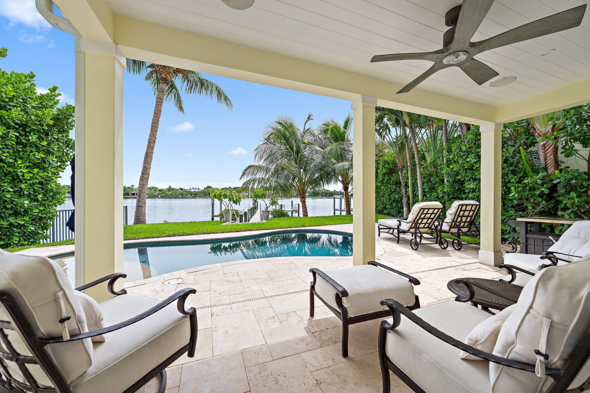 17845 SE Federal Highway, Jupiter, FL 33469 Photo