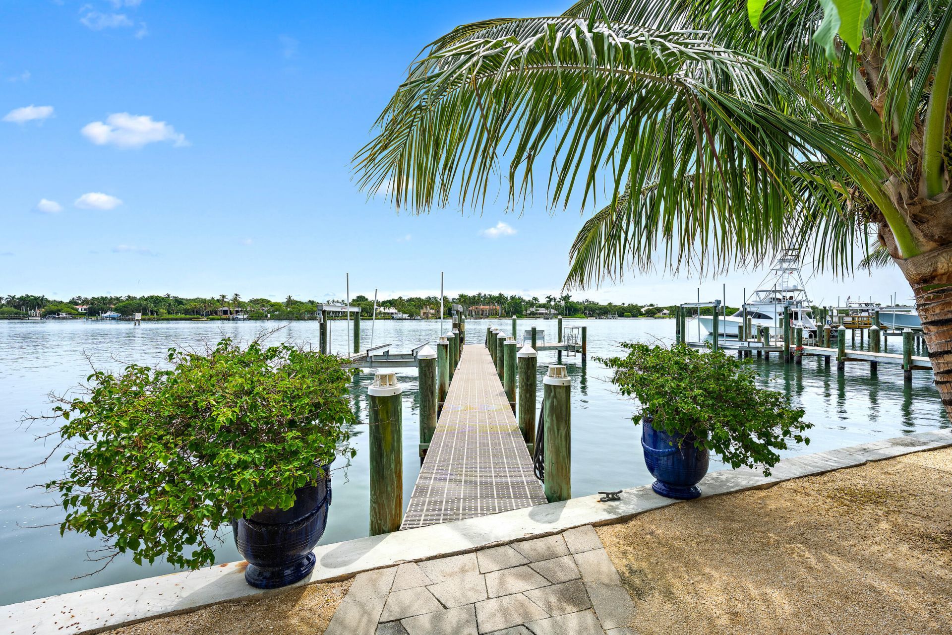 17845 SE Federal Highway, Jupiter, FL 33469 Photo