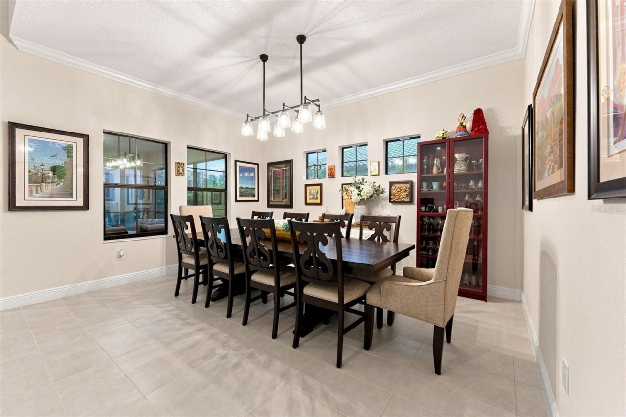 10370 Meadowrun Drive, Lithia, FL 33547 Photo