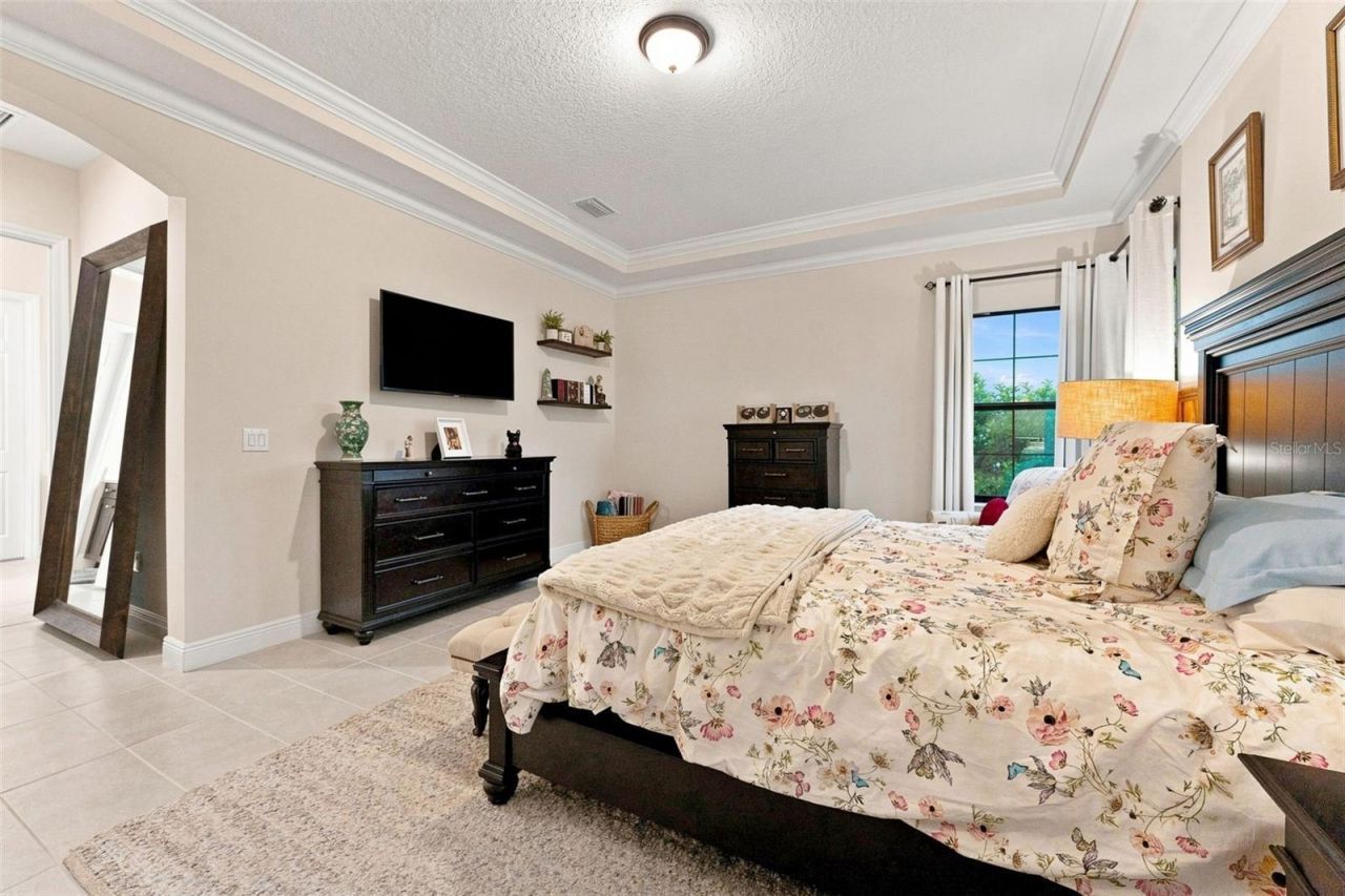 10370 Meadowrun Drive, Lithia, FL 33547 Photo
