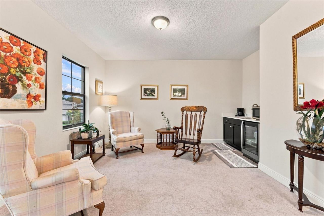 10370 Meadowrun Drive, Lithia, FL 33547 Photo