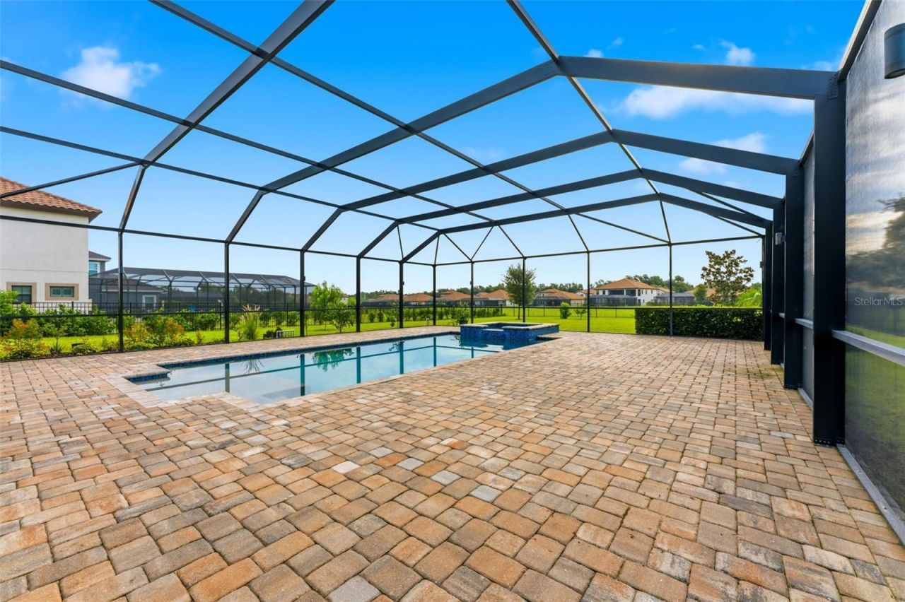 10370 Meadowrun Drive, Lithia, FL 33547 Photo