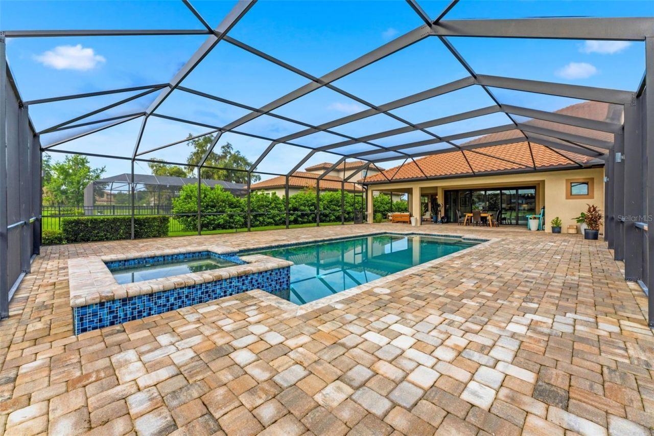 10370 Meadowrun Drive, Lithia, FL 33547 Photo