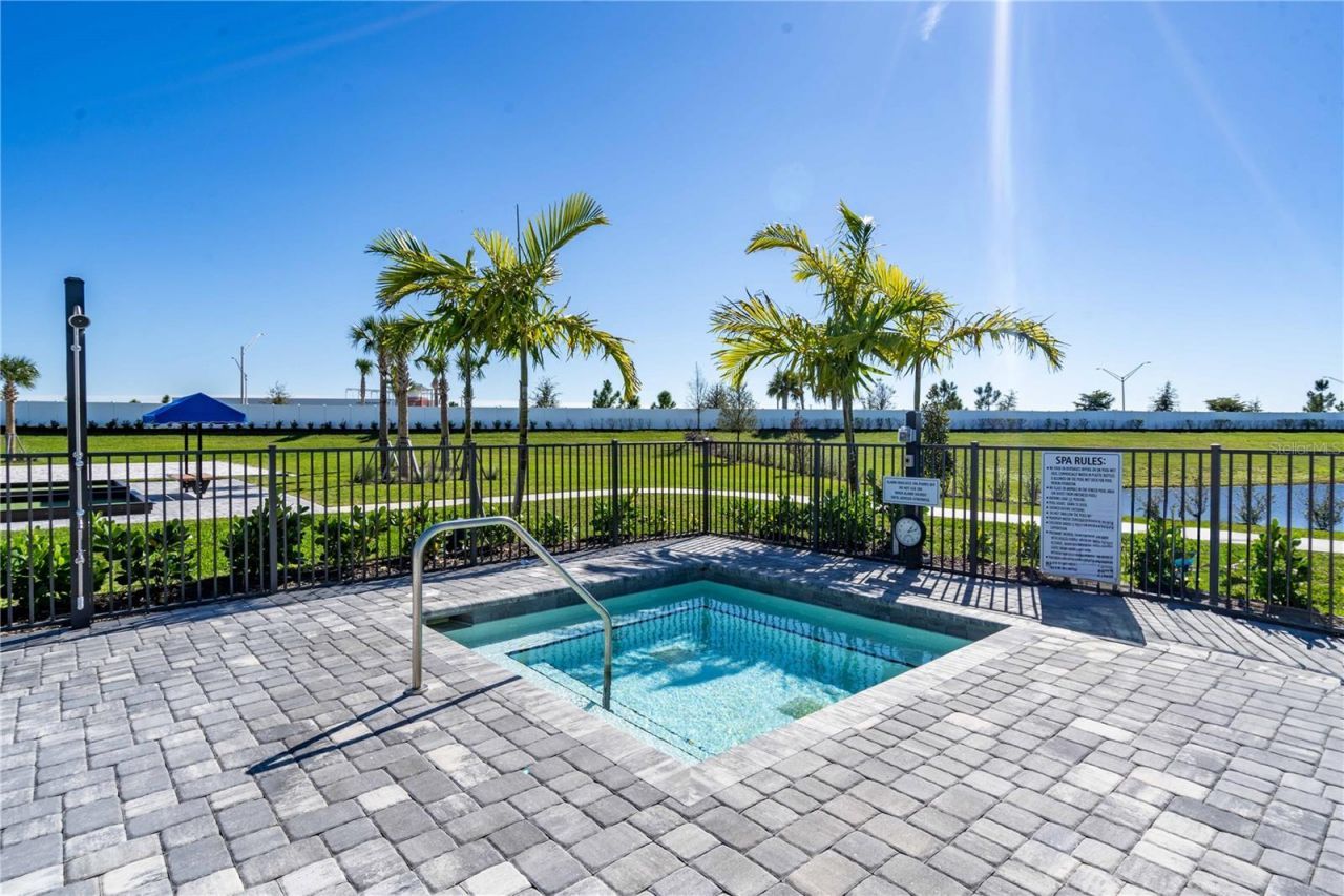 15131 Sunny Day Drive, Lakewood Ranch, FL 34211 Photo