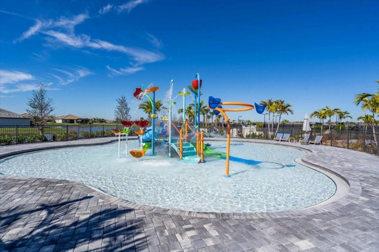 15131 Sunny Day Drive, Lakewood Ranch, FL 34211 Photo