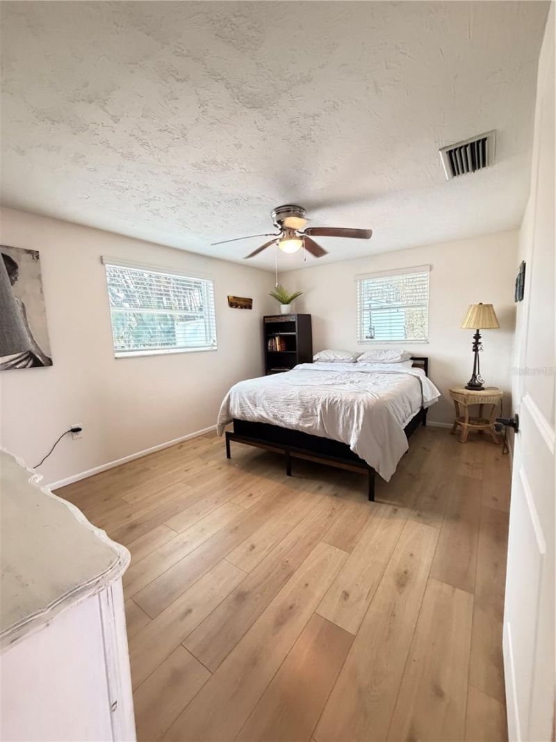 1322 N Pinellas Avenue, Tarpon Springs, FL 34689 Photo